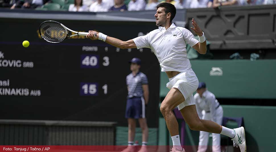 Novak Djokovic Vimbldon Tanjug AP Alastair Grant (5).jpg